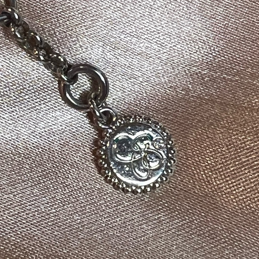 Jessica Simpson silver, faux pearl and rhinestone bracelet - Picture 4 of 5